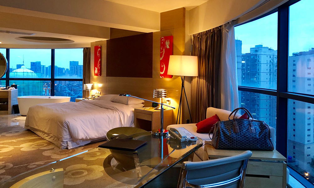 成都首座万丽酒店